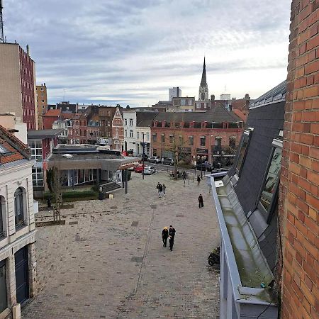 Magnifique T3 Avec Balcon Au Pied Du Metro Colbert Apartment Tourcoing Ngoại thất bức ảnh