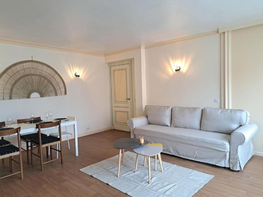 Magnifique T3 Avec Balcon Au Pied Du Metro Colbert Apartment Tourcoing Ngoại thất bức ảnh