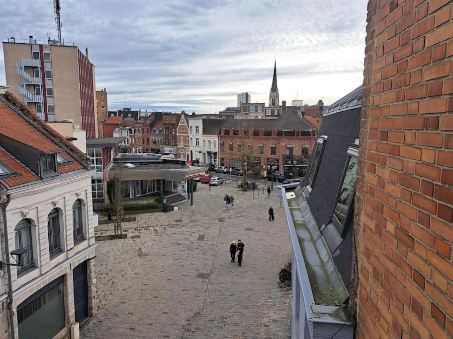 Magnifique T3 Avec Balcon Au Pied Du Metro Colbert Apartment Tourcoing Ngoại thất bức ảnh
