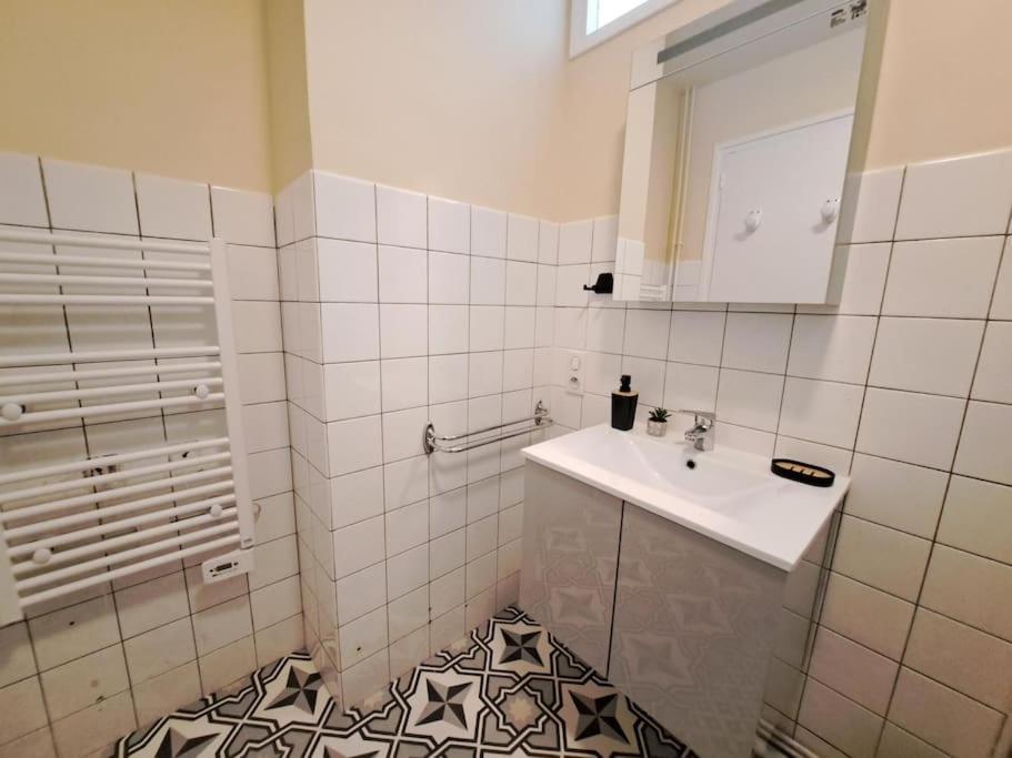 Magnifique T3 Avec Balcon Au Pied Du Metro Colbert Apartment Tourcoing Ngoại thất bức ảnh